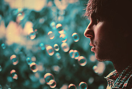 快速问题定位的轰炸系统防护